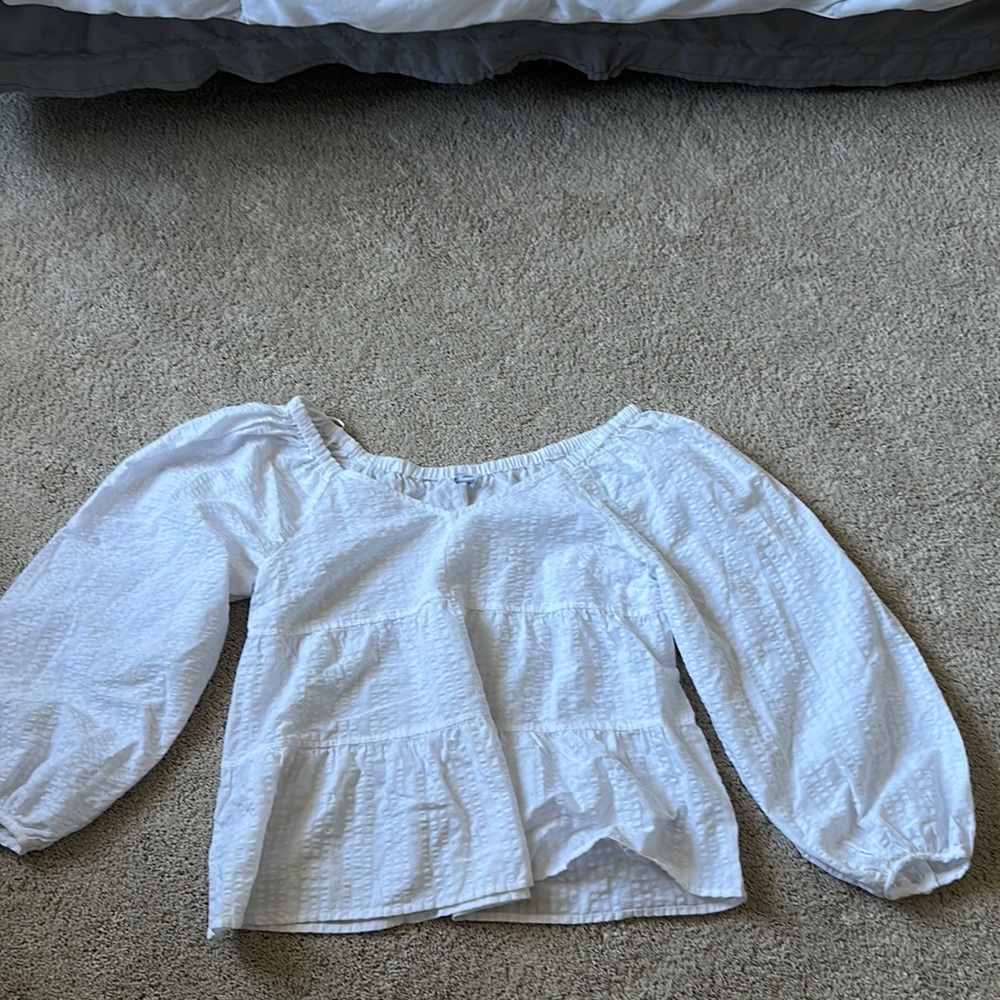 white old navy blouse